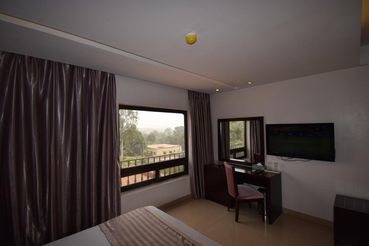 Noble House Hotel Kumasi Exterior photo