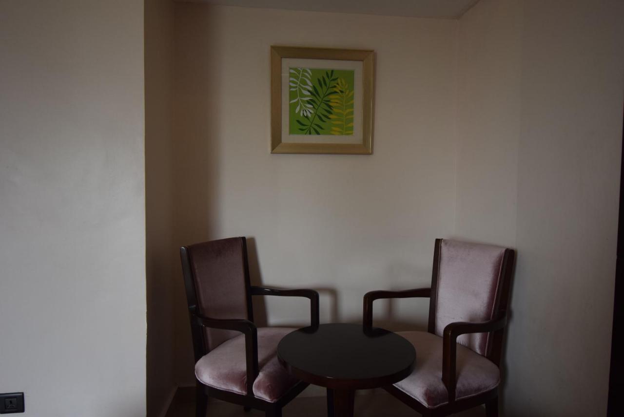 Noble House Hotel Kumasi Exterior photo